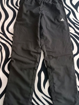Αθλητικό παντελόνι Adidas σαν καινούργιο, μαύρο, μέγεθος S