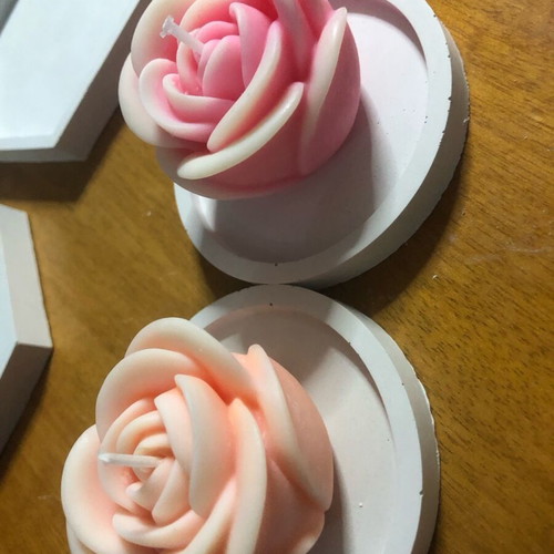 Rose candle new in plaster base