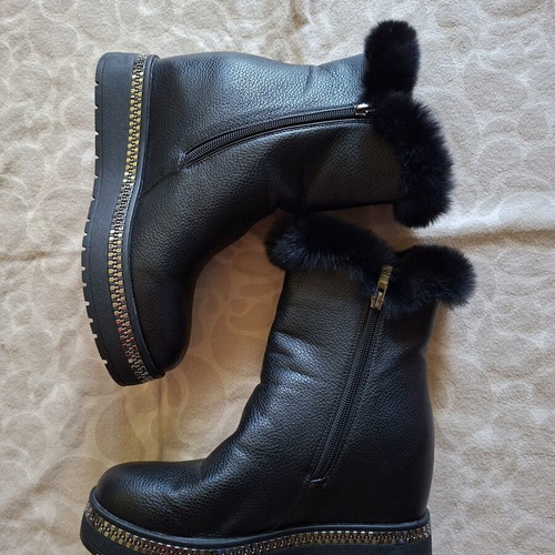 Women's winter boots new, size 37, black