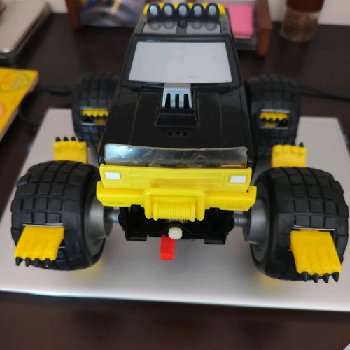 Galoob 4x4 Animal toy used with missing parts