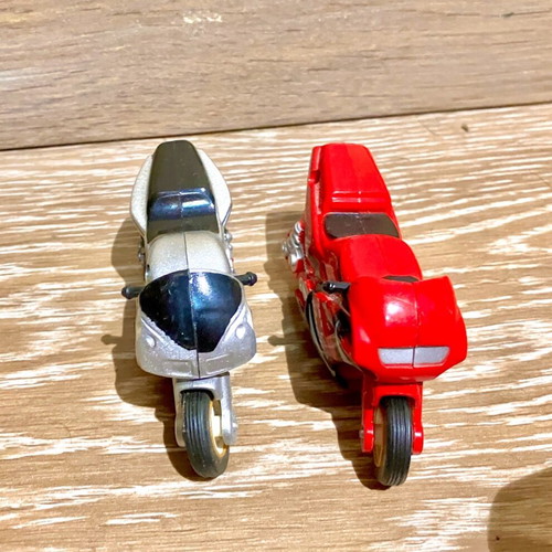 Toy motorcycles used, set of 2 pieces