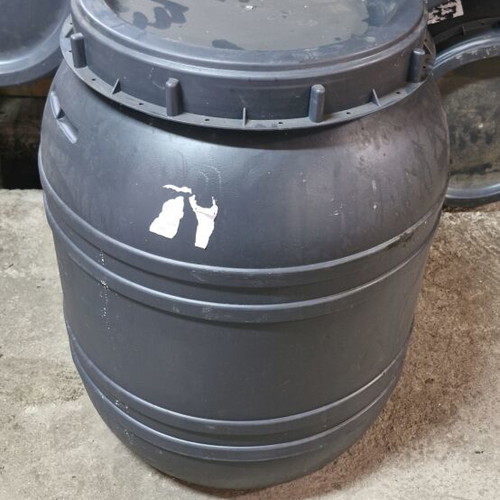 Barrels 160 liters used
