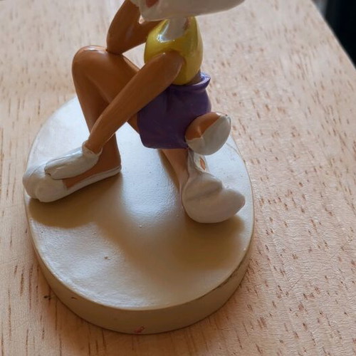 Lola Disney figure like new