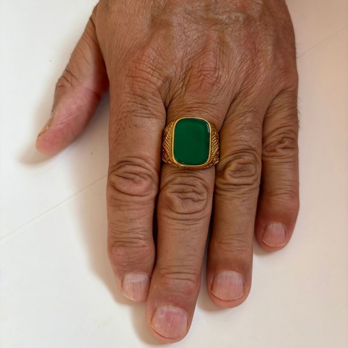 Gold Signet Ring with Green Onyx Style Stone new, 316L Stainless Steel, US 12