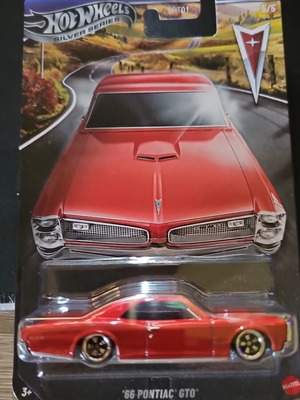 Hot Wheels 66 Pontiac GTO new