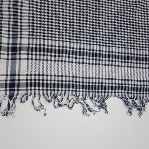 Scarf 95x95 cm like new