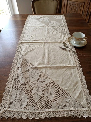 Vintage table runner like new, beige color