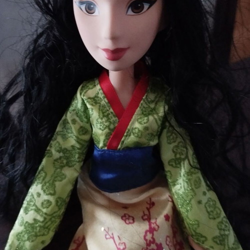 Mattel Disney Princess Mulan doll like new for 3+ years