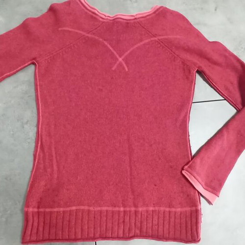 Levi's women's sweater red like new