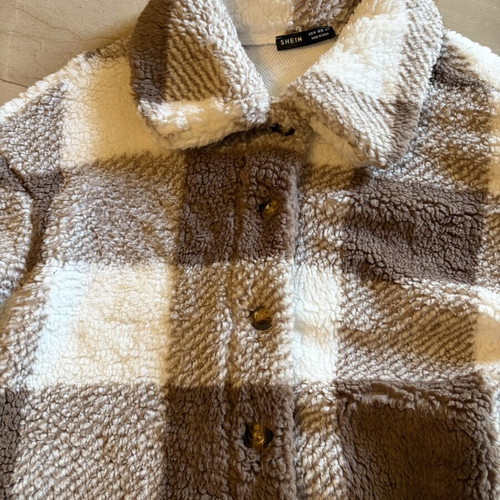 Shein soft fur jacket like new, white and brown, size M