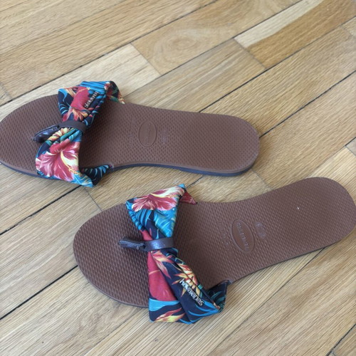 Havaianas flip-flops size 40, brown