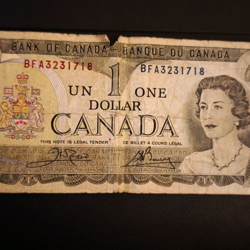Canada banknote 1973 used with Queen Elizabeth II