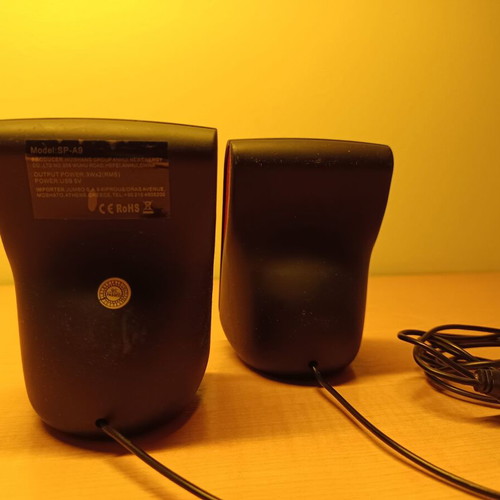 i-JMB speakers like new with volume control, USB and AUX