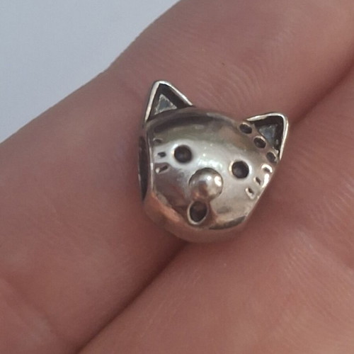 Charm for bracelets cat head silver, like new
