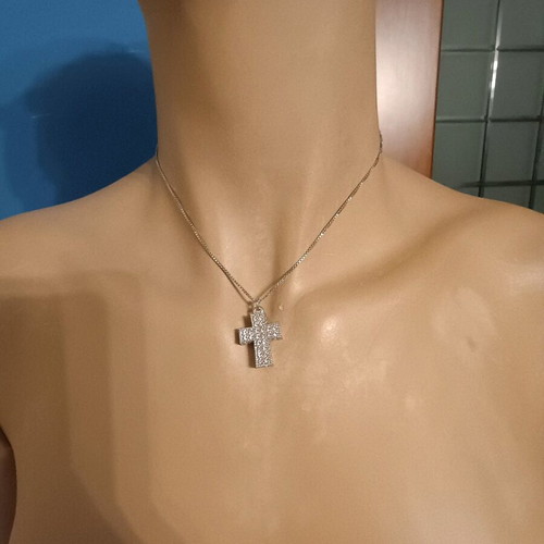 Κολιέ με διπλό σταυρό από κρύσταλλο Swarovski σαν καινούργιο, ασημί