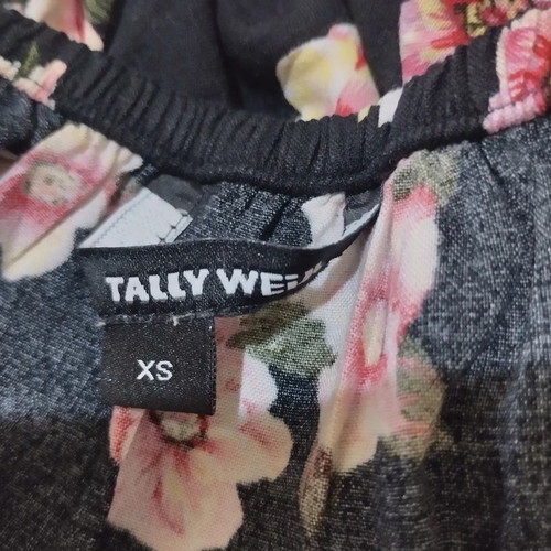 Tally Weijl Flowered Playsuit XS used, floral summer romper