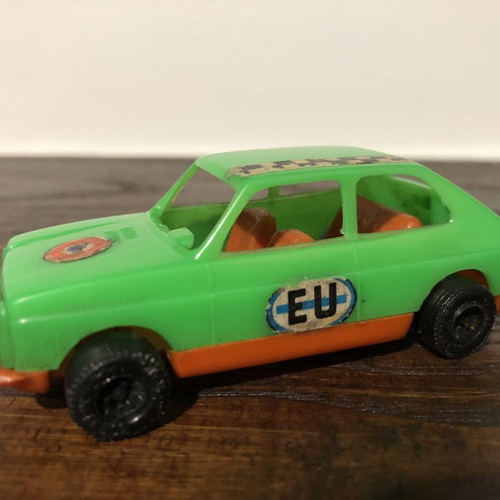 Vintage Fiat 127 plastic toy car used, scale 1/36 by Grecostyl