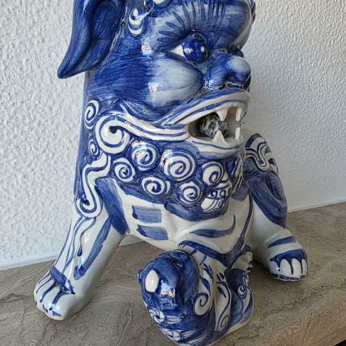 Glass Lion Decorative Item like new 25×25