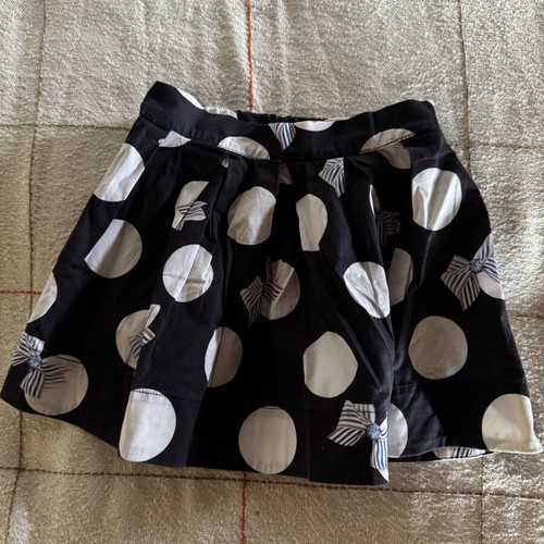 Lapin girls' skirt for 5 years old like new, white and blue