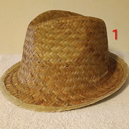 Straw hats new unisex, one size, set of 4 pieces