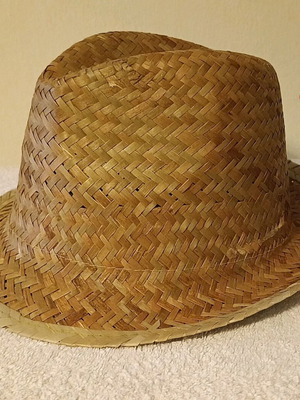 Straw hats new unisex, one size, set of 4 pieces