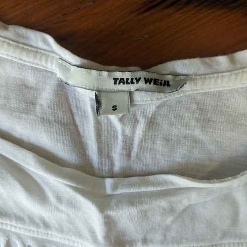 Tally Weijl T-shirt like new, short with fringes, cotton, size S