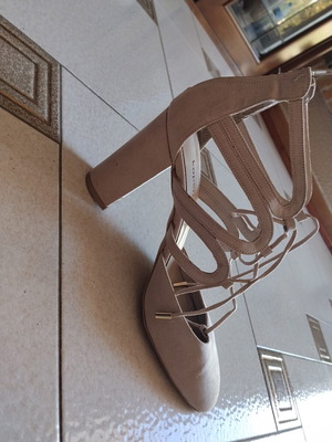 Kaperneka Beige Caged Lace-up Sandals with Block Heel used, size 40