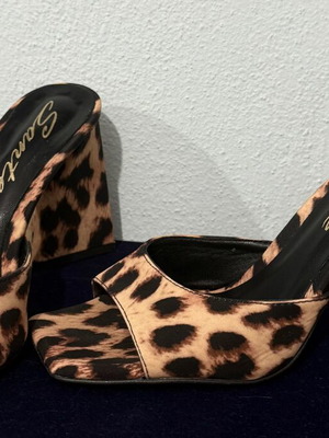 Sante leopard print sandals new, size 36