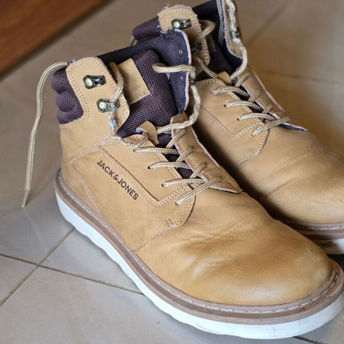 Jack & Jones winter shoes used, men's size 41, beige white