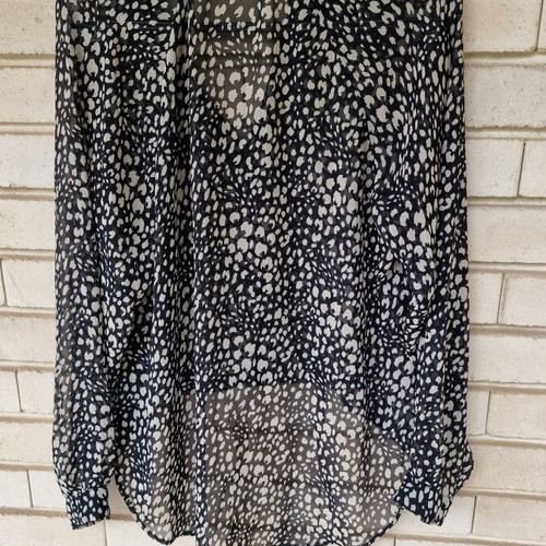 Forever 21 Shirt blouse oversized size M used, black and beige