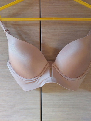 Beige gold bra new with padding size 70D H&M