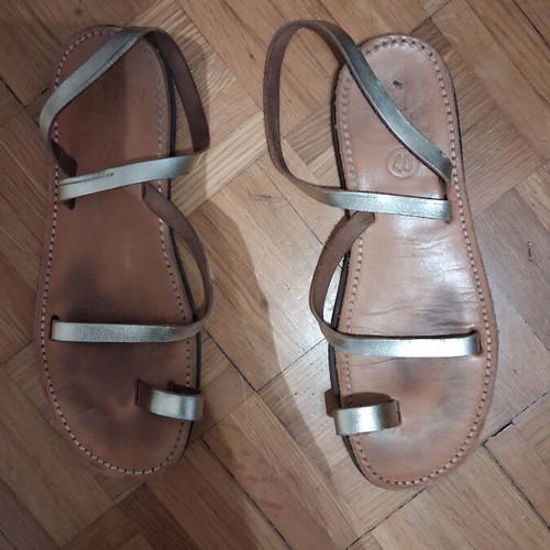 Leather sandals gold, size 40