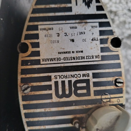 Eskimo oil stove like new, fully functional