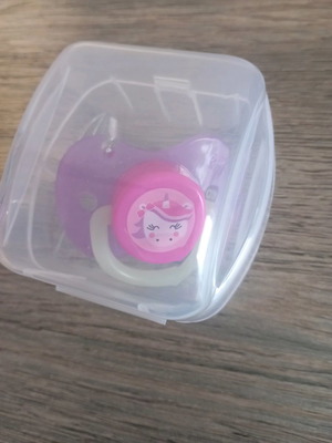 Honey Baby silicone pacifier Glow in The Dark purple fuchsia unicorn new with case 0-6 months