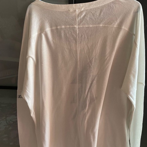 BSB white oversized blouse L like new with lightning design