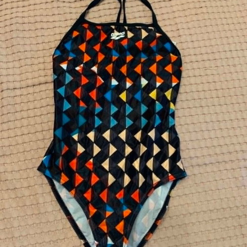 Arena Carnival Lightdrop Back Girls' Swimsuit like new, size 8-9