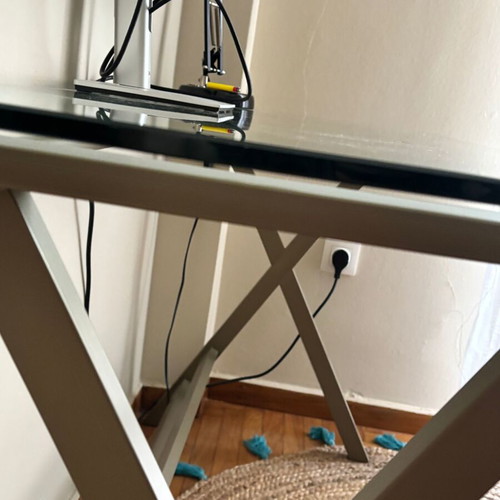 Glass and metal desk like new 110x55x76 cm