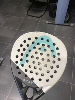 Gravity Pro 2025 padel racket