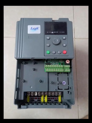 Ινβέρτερ ρυθμιζόμενος 7.5kw για φωτοβολταϊκά και ποτιστικά μηχανήματα, καινούργιο