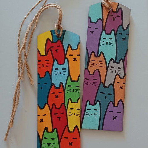Set of 2 handmade wooden bookmarks new