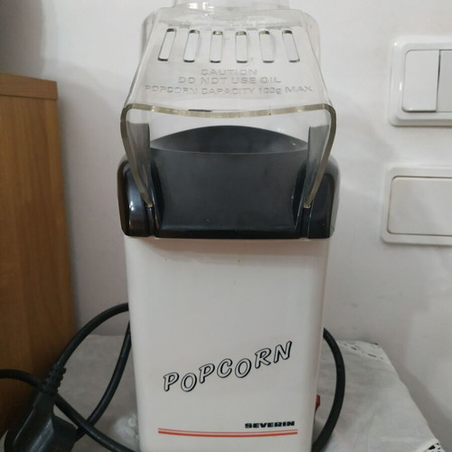Popcorn machine used in very good condition
