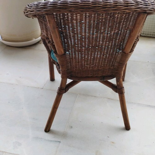 Bamboo children's armchair like new with petrol and red cushions