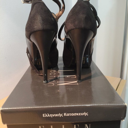 Ellen Shoes black suede sandals used, size 39, with straps and wedge