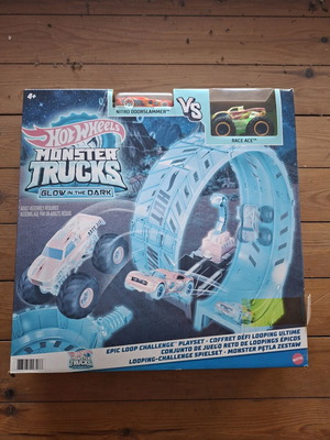 Hot Wheels Epic Loop Challenge playset