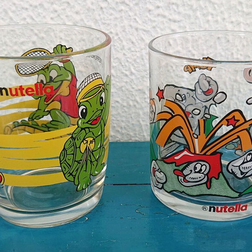 Vintage colorful children's glass cups Disney, Nickelodeon and Nutella like new