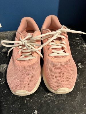 Nike Women's Athletic Shoes used, size 37.5, pink