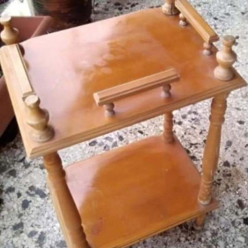 Vintage side table like new, convenient