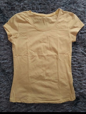 Women's short-sleeve blouse