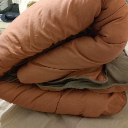 Microfiber quilt 160x240 cm, reversible brown and terracotta