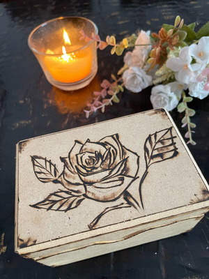 Ξύλινο κουτί με ζωγραφιά πυρογραφία καινούργιο